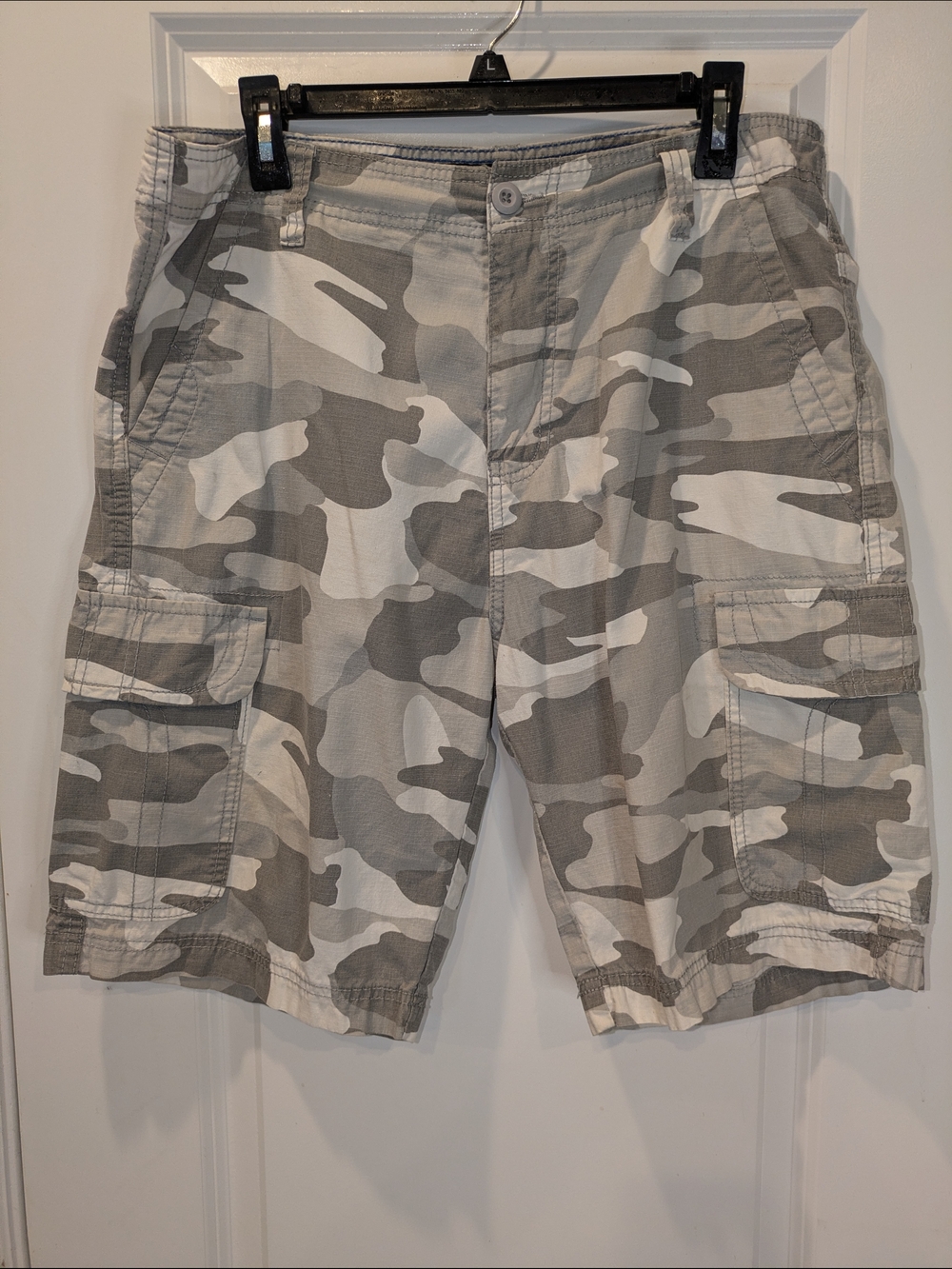Plugg Camo Cargo Shorts Mens 34 Gray Camouflage Utility Pockets Casual Summer